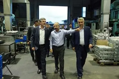 در راستای رونق تولید صورت گرفت/ بازدید مدیران عالی بانک رفاه از سه شرکت تولیدی
