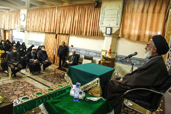 هر کسی که در راه خدا جهاد کند پیروز میشود