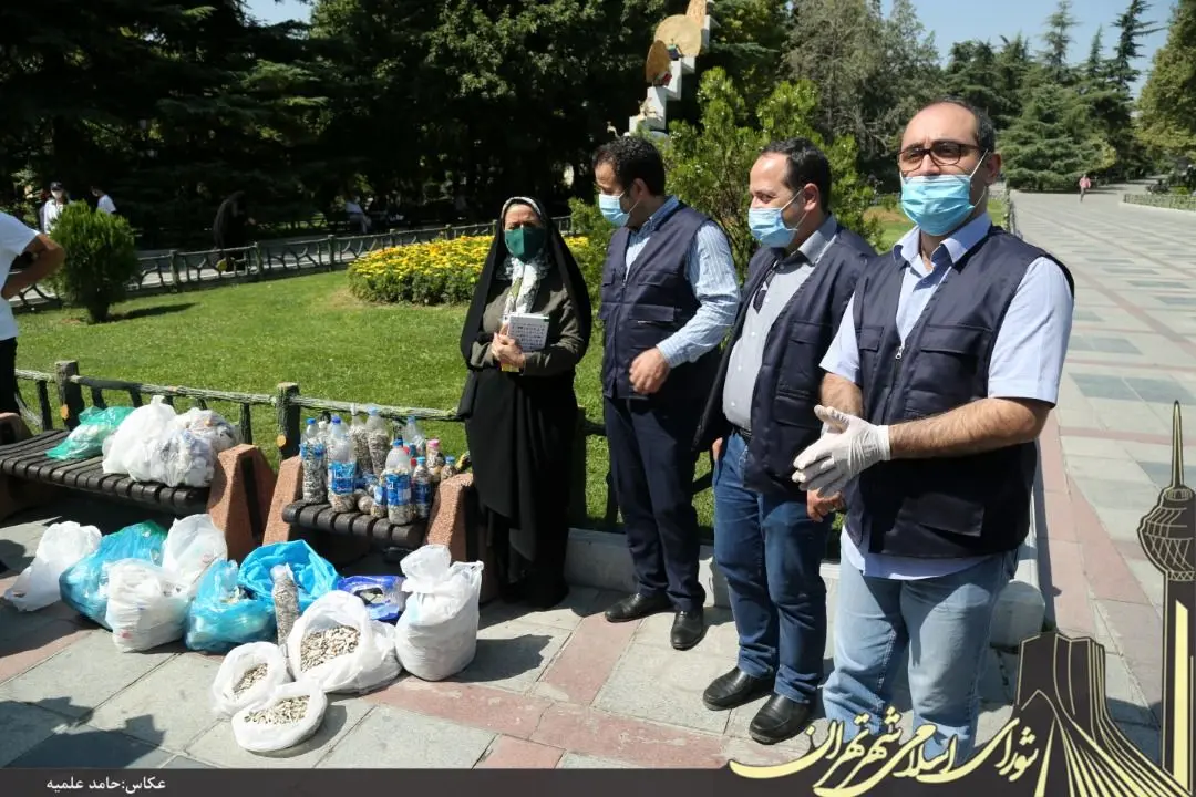 پاکسازی بلند ترین خیابان خاورمیانه از " ته سیگار "
