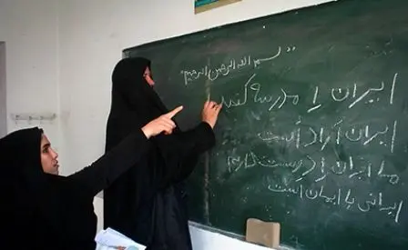 پوشش بیش از  ۱۰ هزار زن عشایر بیسواد