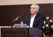 دید زدن موبایل عراقچی توسط مهمان خارجی +عکس