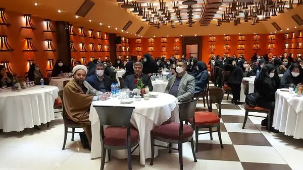 نقش بی‌بدیل مادری، اولویت بانوی مسلمان