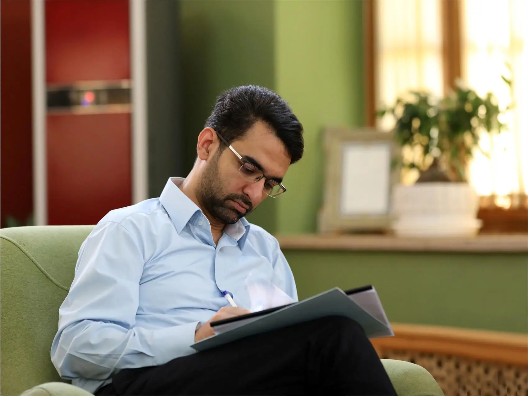 فعال سازی سرویس رومینگ بین الملل هیچ هزینه ای ندارد