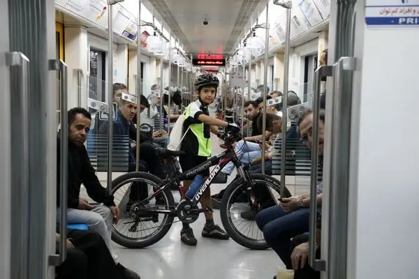 استفاده دو هزار و ۵۰۲ دوچرخه سوار از مترو در سال ۹۹