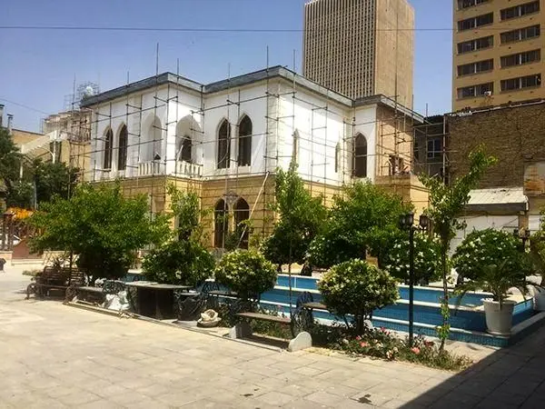 ادامه تلاش ها برای مرمت و بازسازی خانه تاریخی افشار

