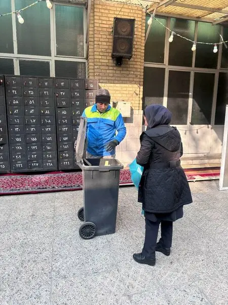 آموزش تفکیک پسماند به ۲ هزار و ۴۰۰ نمازگزار در ۴۶ مسجد منطقه۱۳