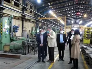 بازدید معاون اعتبارات و راهبری شعب بانک صنعت و معدن از صنایع استان فارس
