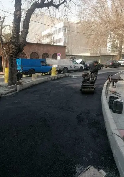 احداث راستگرد در تقاطع خیابانهای شهید دستگردی-گوی آبادی اجرا شد

