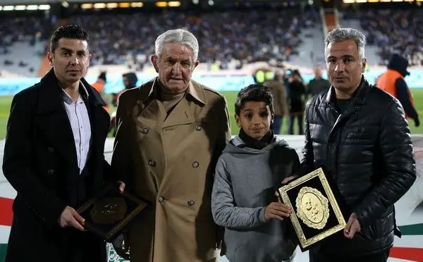 باید قبول کنیم گروه استقلال خیلی سخت است/ با قهرمانی نام شفر ماندگار می‌شود