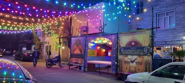 آذین بندی و نورپردازی  معابر منطقه2 در آستانه جشن بزرگ انتظار