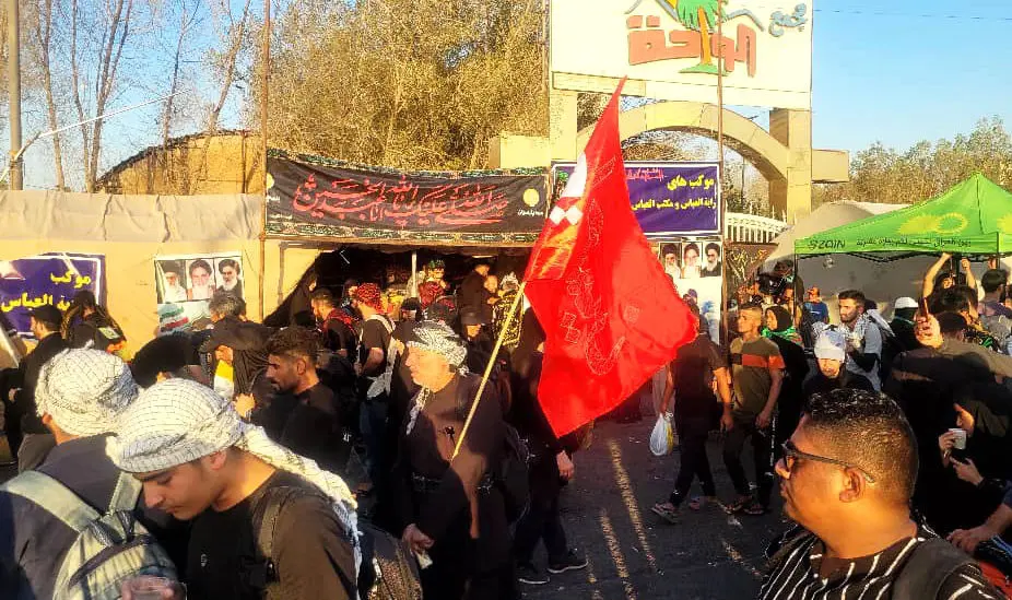 برپایی موکب بیمه پارسیان در ایام اربعین

