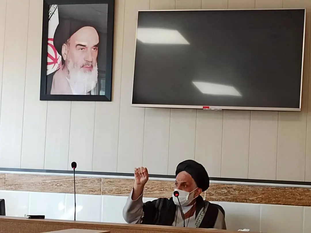 پاسداری از انقلاب در گرو فعالیت های جهادی است.

