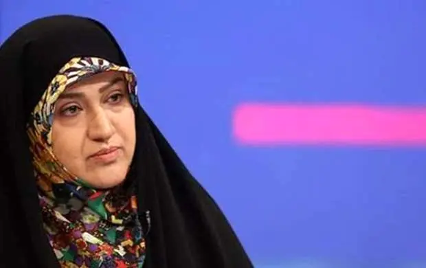  حفظ منابع طبیعی و رعایت الزامات زیست محیطی از سوی صنایع متعهد، راهگشای توسعه متوازن است. 

