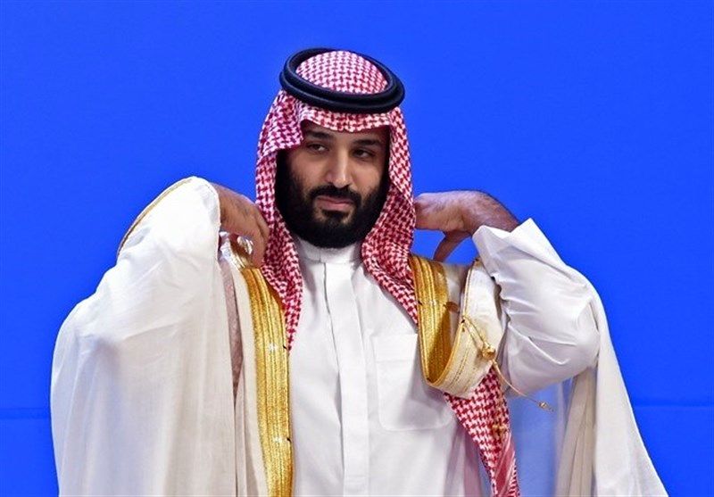 آتش زدن تصویر بن سلمان توسط نیرو‌های سعودی +عکس