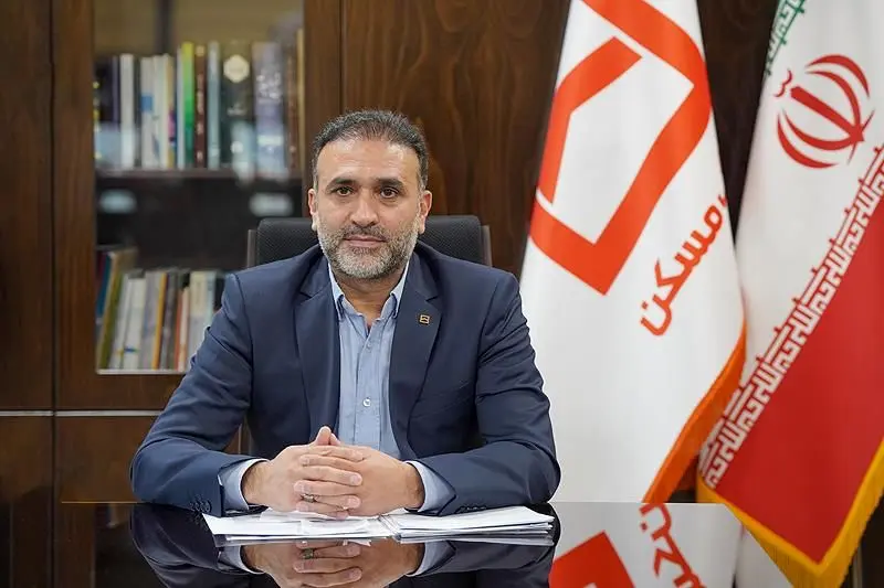 فرهنگ سازی رعایت الزامات مبارزه با پولشویی و تامین مالی تروریسم در میان همکاران و مشتریان