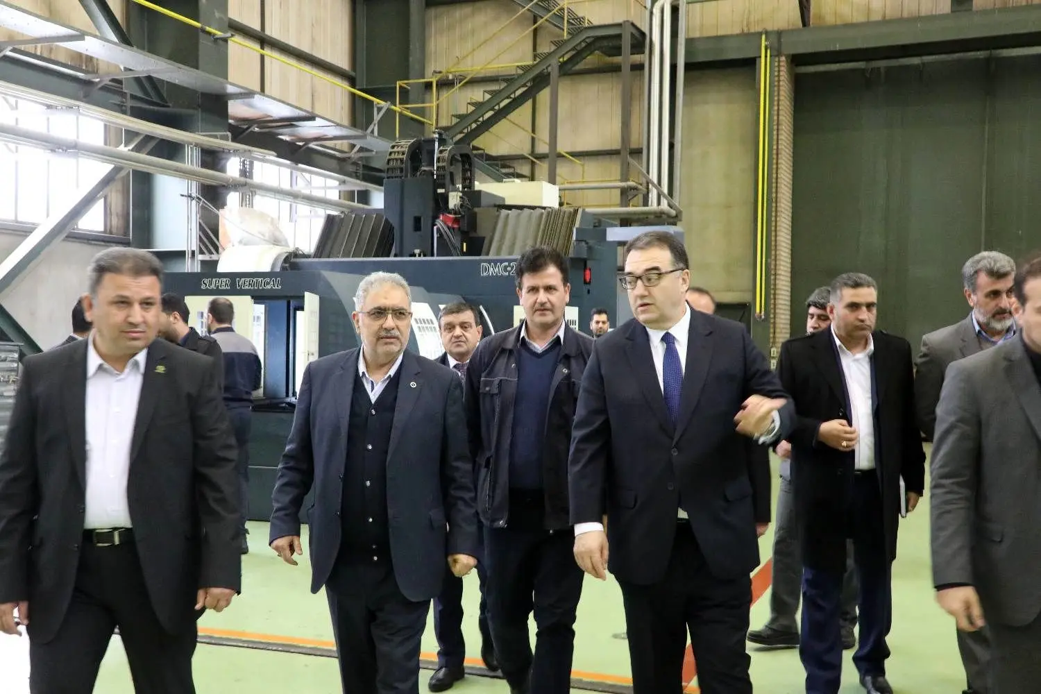 متخصصان ایرانی توانایی بالایی در تعمیرات نیروگاه‌های حرارتی دارند