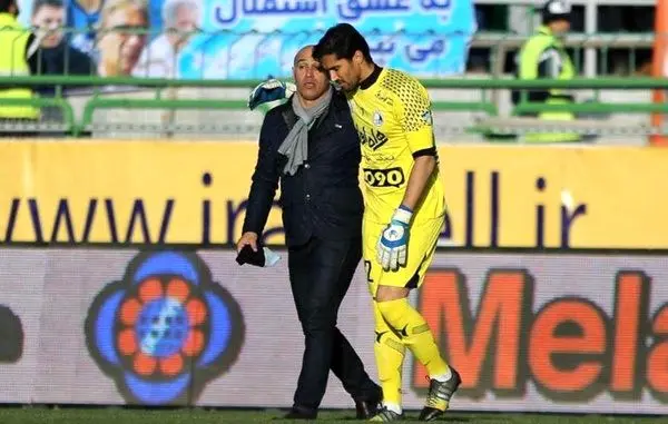 مذاکره ذوب آهن با دروازه بان استقلال