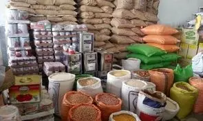 نوسانات ارزی و کاهش واردات، عامل گرانی برنج و حبوبات 
