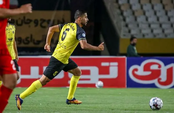 10 درصد از قرارداد سپاهانی‌ها کسر شد