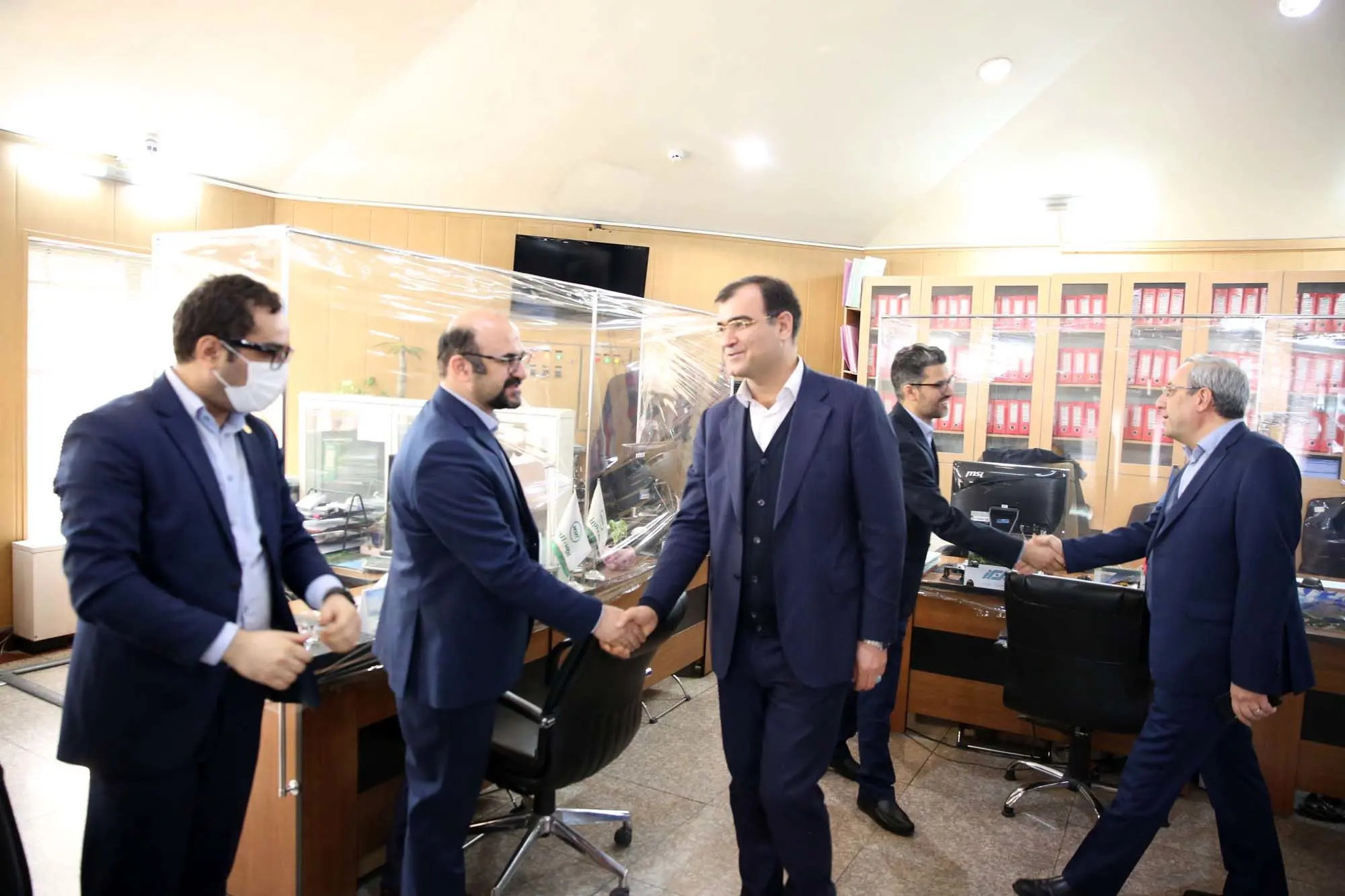 مدیرعامل بیمه البرز از حوزه های ستادی و فنی بازدید کرد
