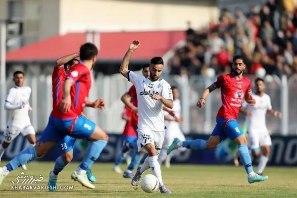 توقف آبی پوشان به سود پرسپولیس و سپاهان