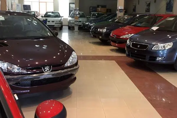 دلالان، قیمت خودرو در بازار را غیرواقعی کرده اند