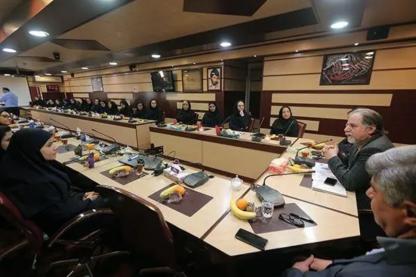 تقدیر از بانوان شاغل در معاونت فنی و عمرانی شهرداری تهران

