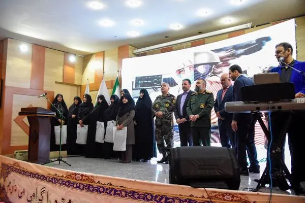 به مناسبت ولادت حضرت زینب (س) و روز پرستار در دارالمومنین تهران برگزار شد