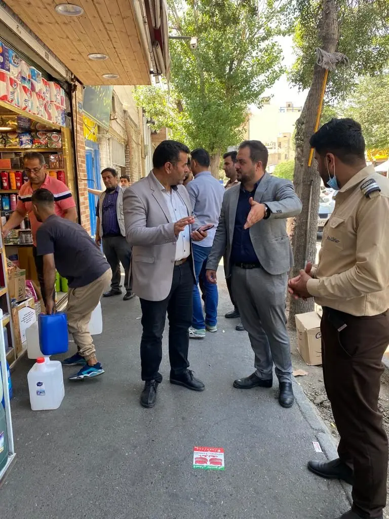 برخورد با تضییع کنندگان حقوق شهروندی در محله انبار نفت ادامه دارد 