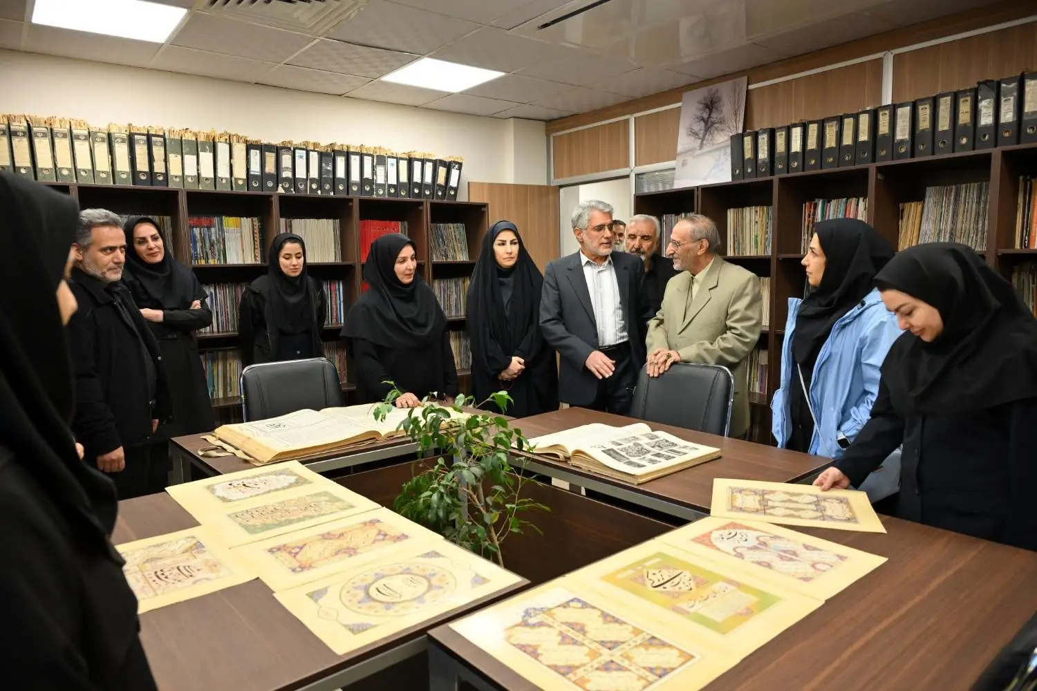 افتتاح کتابخانه جدید منطقه یک با بیش از 120 هزار جلد کتاب و مجله

