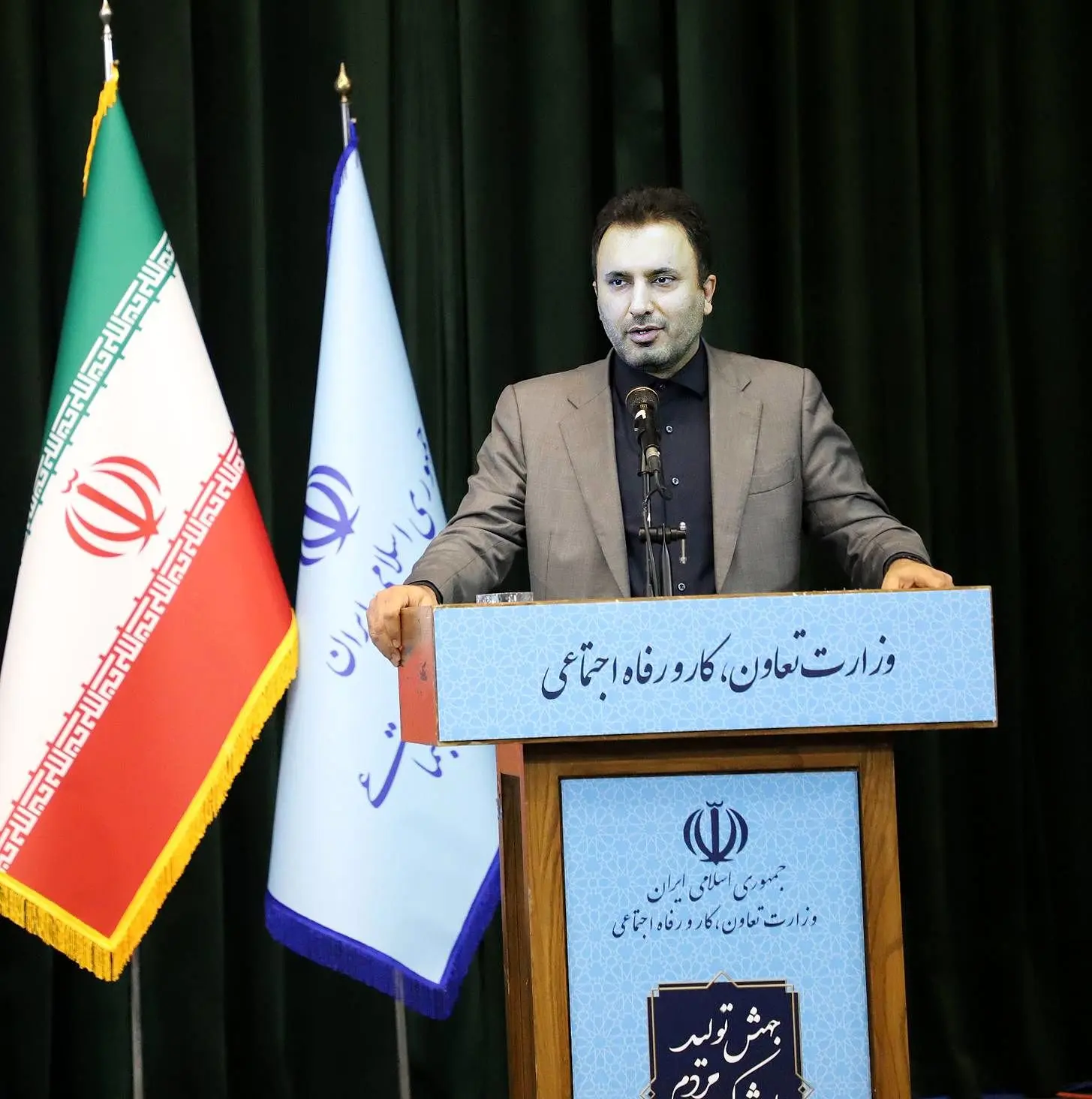 صدور و تمدید مجوز آموزشگاه های فنی و حرفه ای 1242 درصد افزایش یافته است
