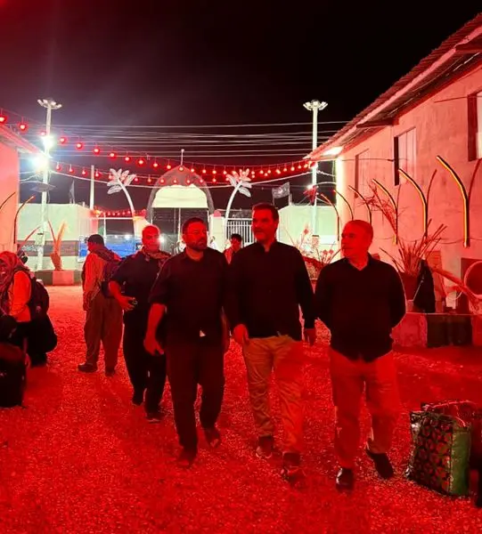 خدمترسانی بیوقفه شهرداری منطقه ۱۵به زائران اربعین حسینی در مرز شلمچه و مسیر بصره