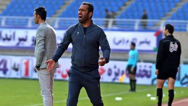 استقلال هنوز مدعی قهرمانی است/شادی استقلالی‌ها در اصفهان طبیعی بود