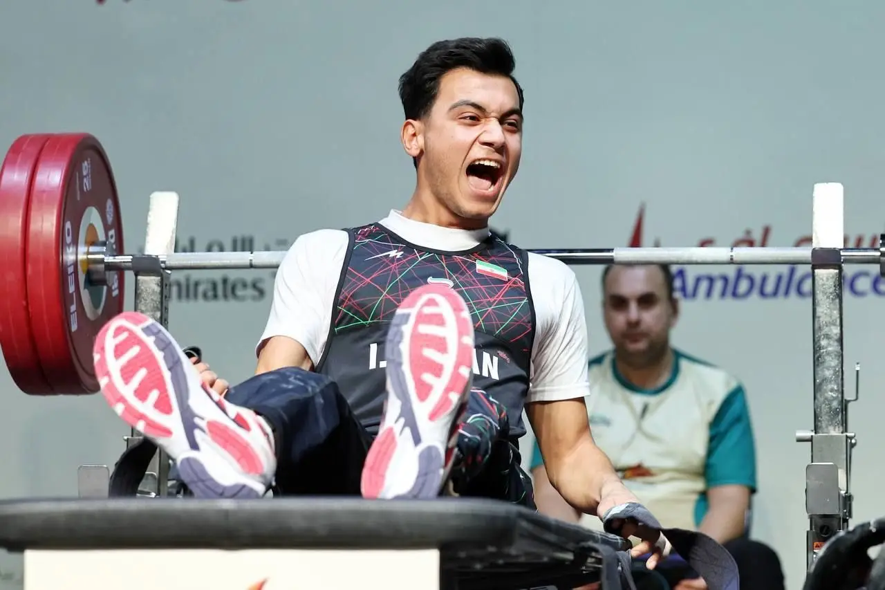 هت تریک طلایی پارا وزنه‌برداری با درخشش رشیدی