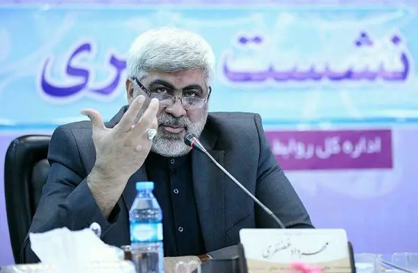 بانک های خصوصی در زمینه ی رونق تولید مشارکت کنند