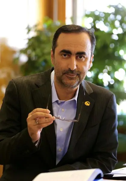 پیام تبریک مدیرعامل هلدینگ خلیج فارس به دنبال قرارگرفتن این شرکت در بین چهل شرکت برتر شیمیایی جهان