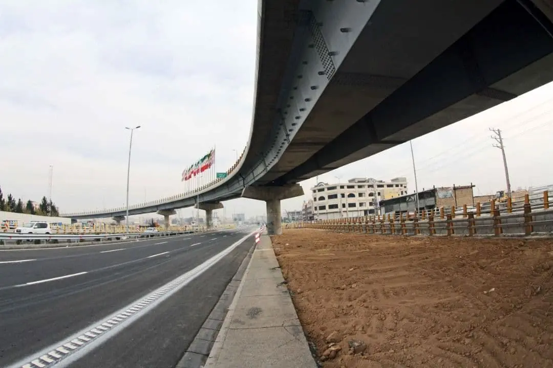 تکمیل تقاطع غیرهمسطح سه راه باقرشهر، نتیجه 2 ماه فعالیت فشرده عمرانی