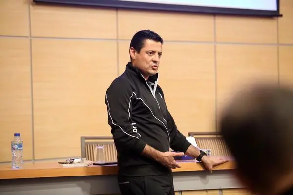 استفاده از کمک داوران پشت دروازه در نیم فصل دوم