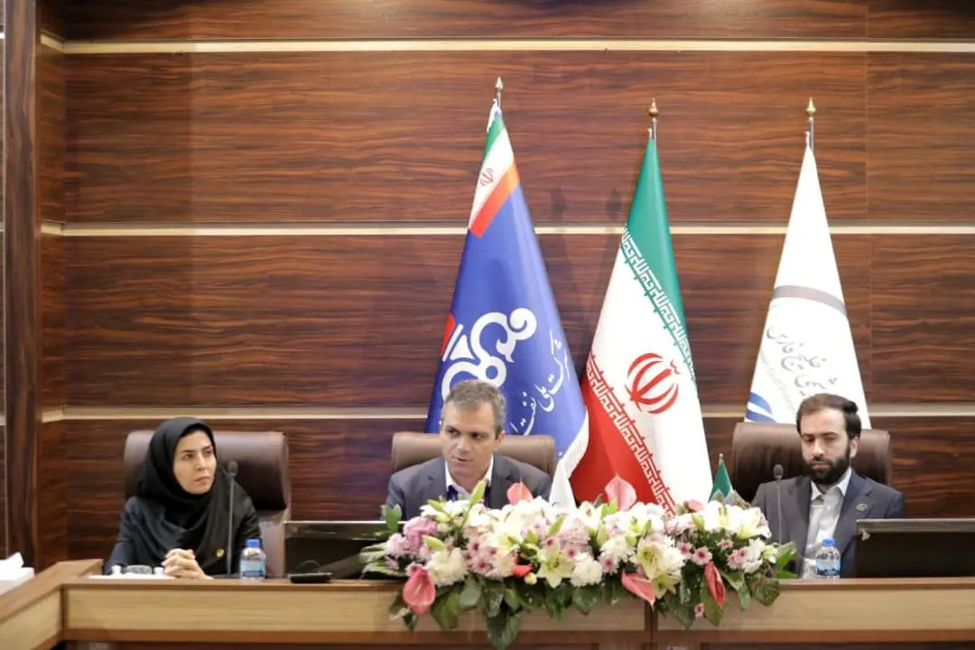 ایجاد کنسرسیوم‌های فناور به جای رقابت‌های مخرب ضروری است

