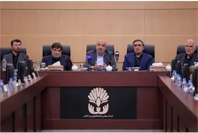 کارگران نقش ویژه‌ای در بهره وری اقتصادی کشور دارند