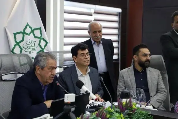 قرعه کشی رقابتهای فوتبال پیشکسوتان جام " یونس شکوری" با حضور 106 تیم برگزار شد