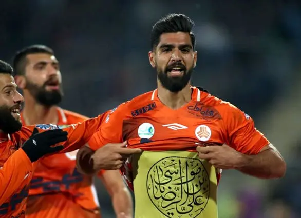 اسدی: توافقی با استقلال نداشتم