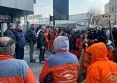 پاکسازی مسیر راه پیمایی ۲۲ بهمن توسط نیروهای اجرایی شهرداری منطقه ۳ 
