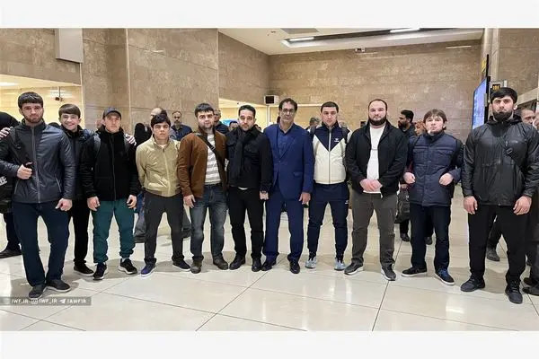 تیم کشتی تاجیکستان وارد تهران شد