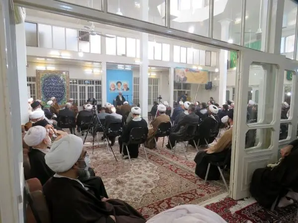 مراسم جشن میلاد حضرت زینب سلام الله علیها در در دفتر ایت الله فاضل لنکرانی