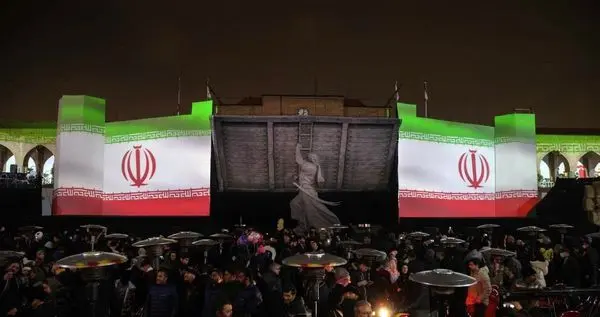 «فاتح خیبر» میدان امام خمینی را به صحنه آیین و روایت بدل کرد

