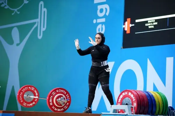 کسب یک طلا و ۲ برنز توسط وزنه بردار بانوی ایرانی
