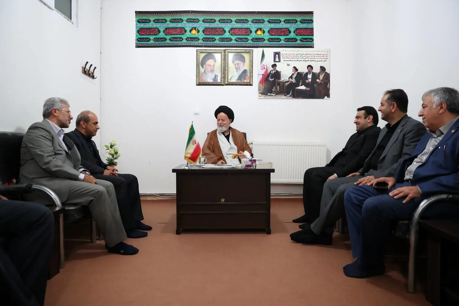 دیدار مدیرعامل بانک ملی ایران با نماینده استان سمنان در مجلس خبرگان رهبری

