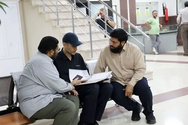 بازدید مدیرعامل سازمان بهشت زهرا از واحد پذیرش عروجیان و رسیدگی به مسائل مراجعه کنندگان