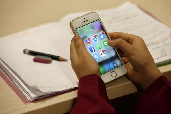 ضرورت ساماندهی بازار گوشی با آغاز سال تحصیلی